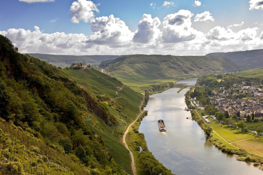 Mosel Panorama Appartement Zell Buitenkant foto